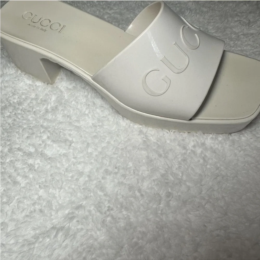 Gucci Cream Women's Mules - Picture 3 of 5